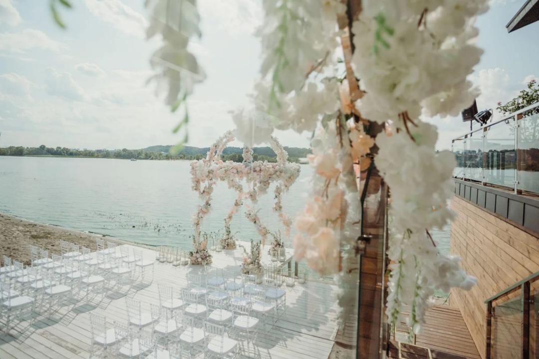 Artem & Valeriia — An aesthetic celebration photo 20