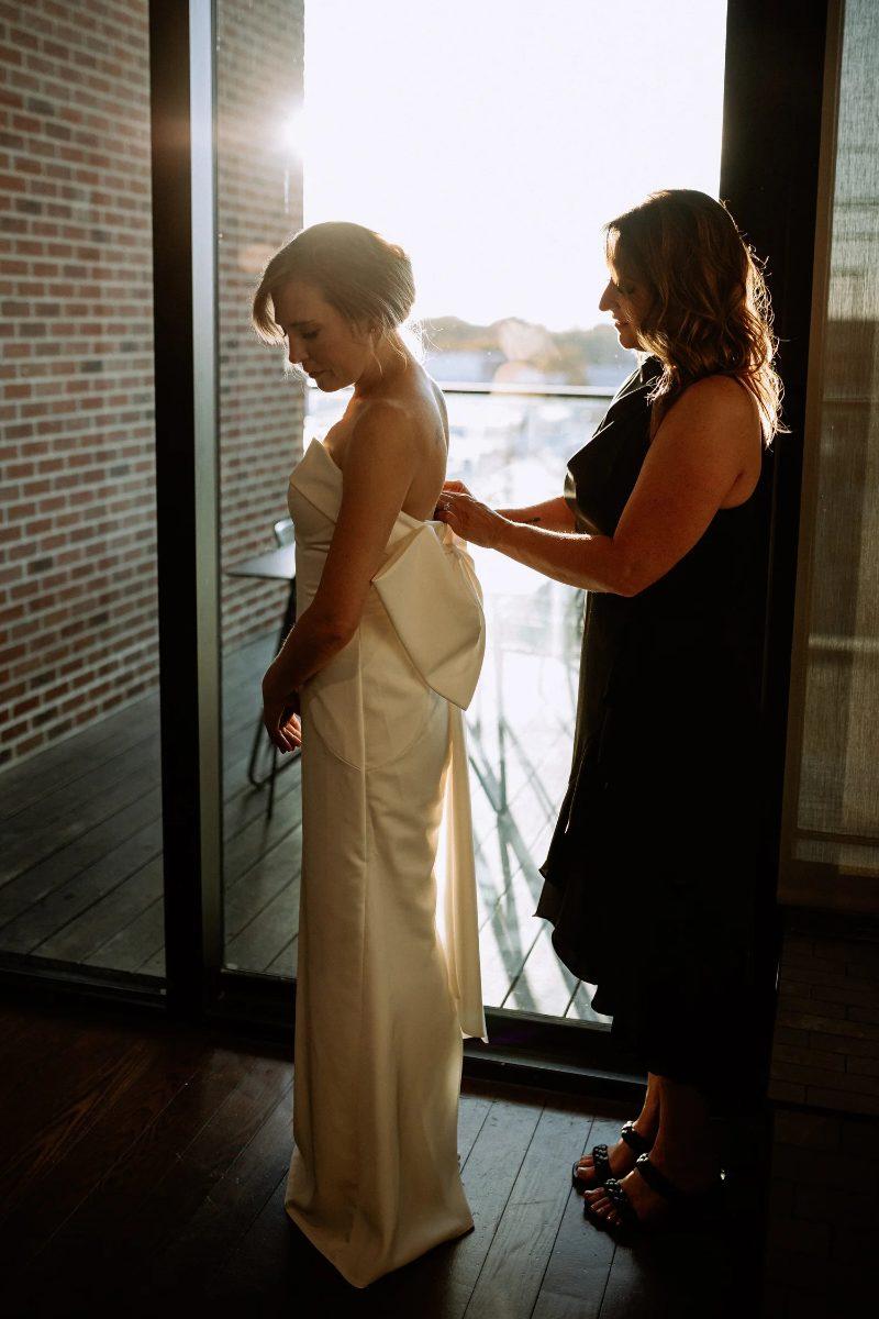 Derek & Sarah — Vantage Rooftop · Downtown photo 12
