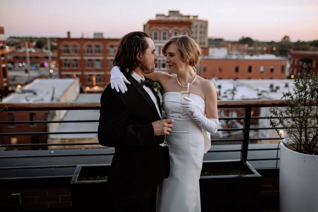 Derek & Sarah — Vantage Rooftop · Downtown photo 33