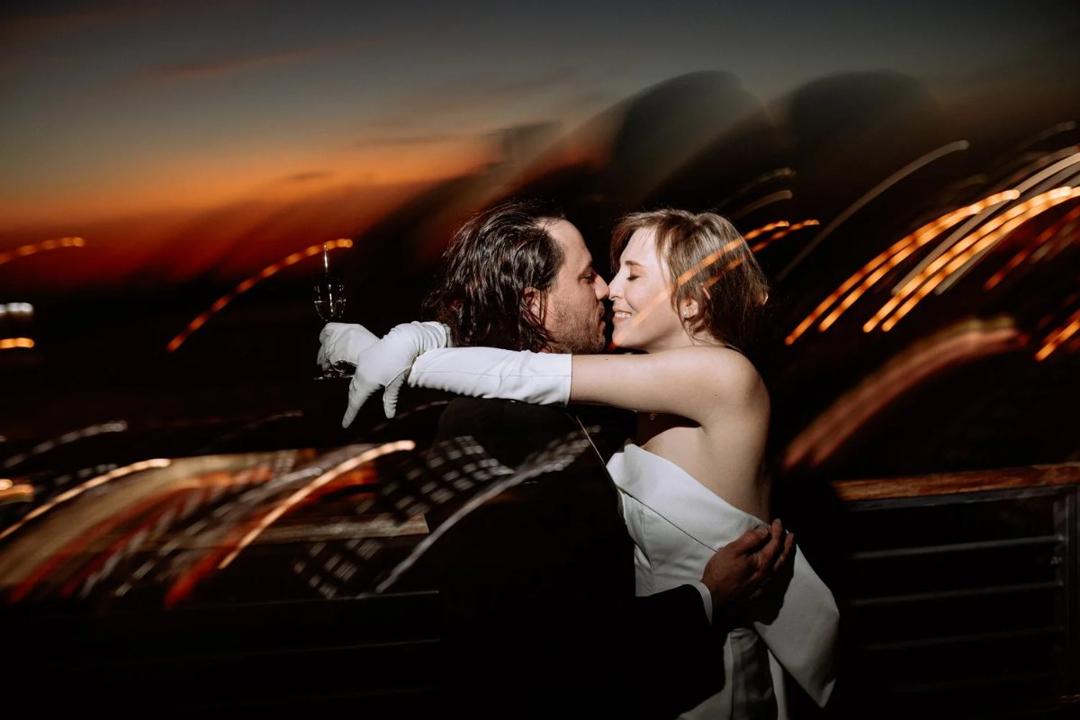 Derek & Sarah — Vantage Rooftop · Downtown photo 44
