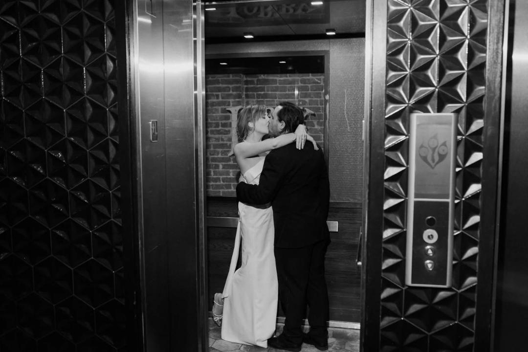 Derek & Sarah — Vantage Rooftop · Downtown photo 59