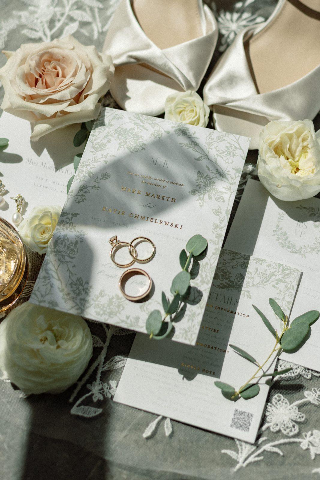Katie & Mark — Greenhouse Two Rivers · Highlandville, MO photo 2