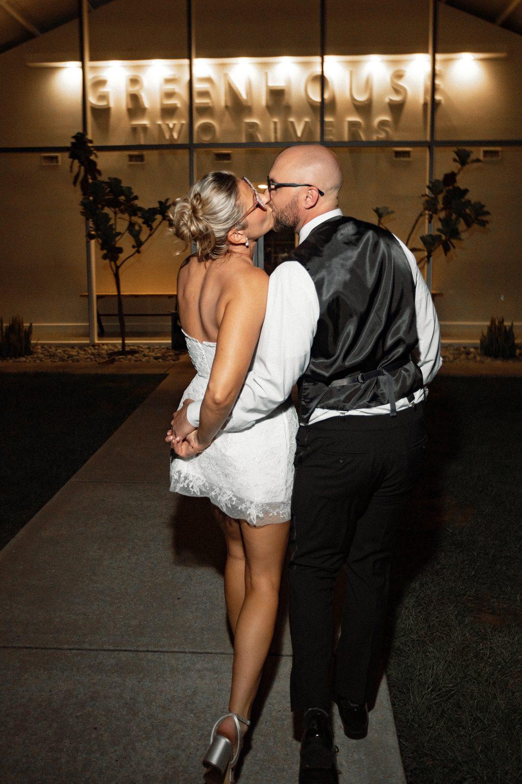 Katie & Mark — Greenhouse Two Rivers · Highlandville, MO photo 131