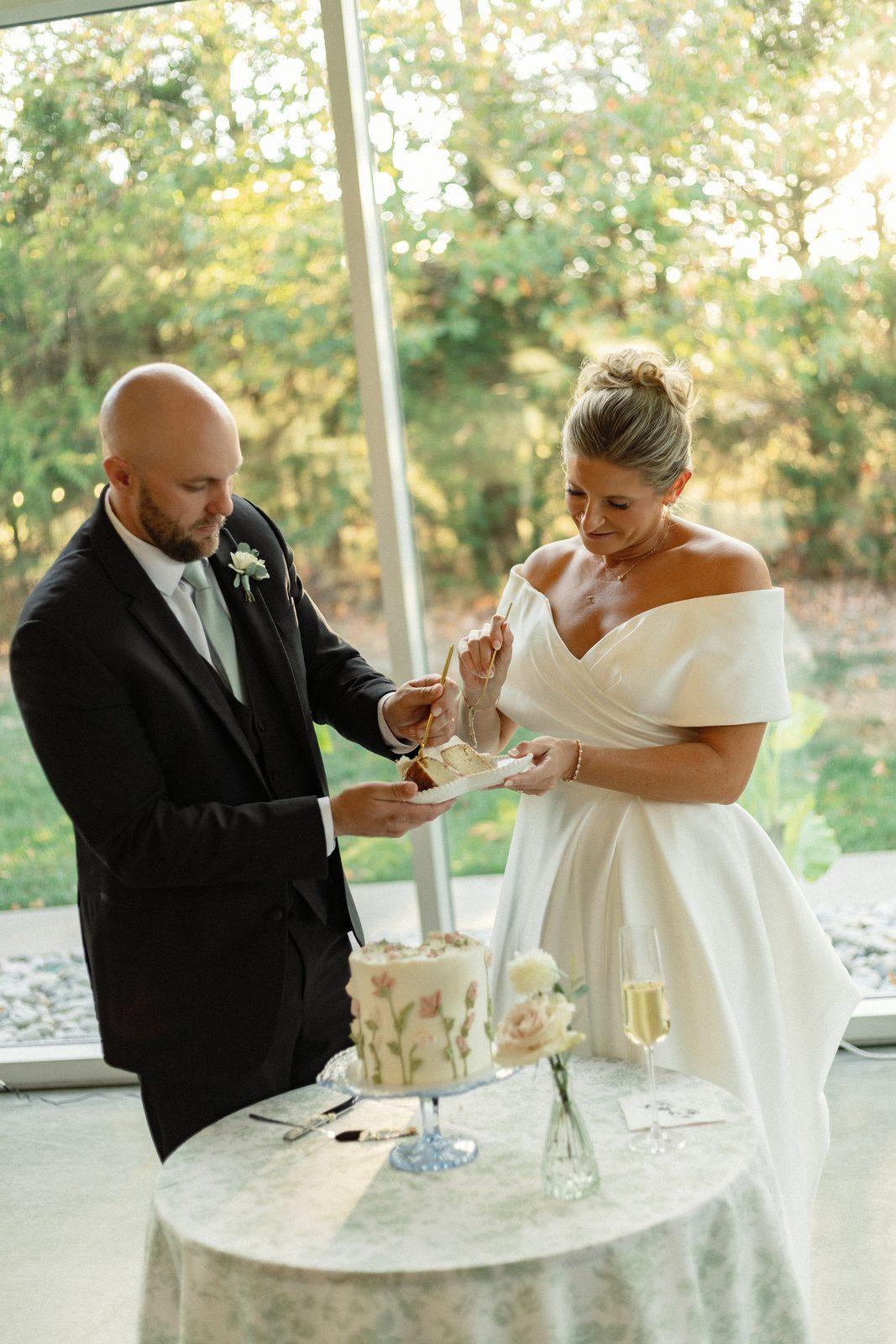 Katie & Mark — Greenhouse Two Rivers · Highlandville, MO photo 77