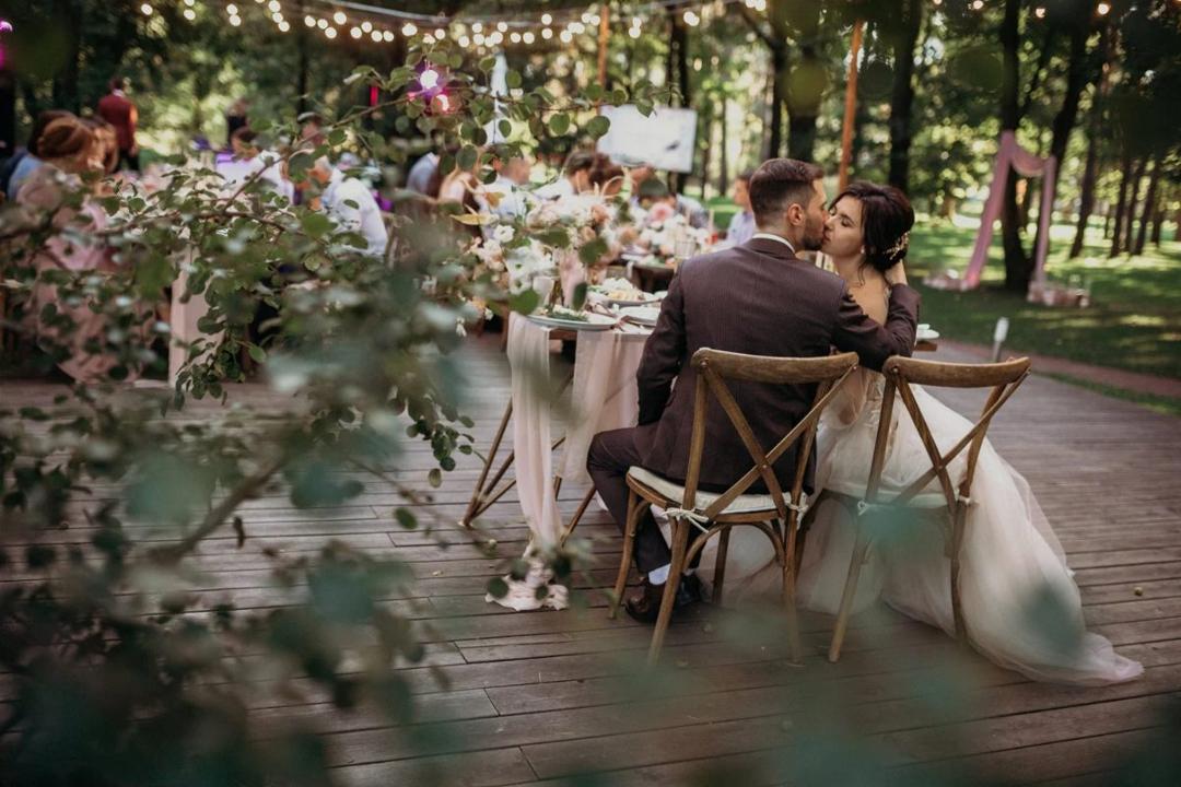 Volodymyr & Julia — A timeless celebration photo 20