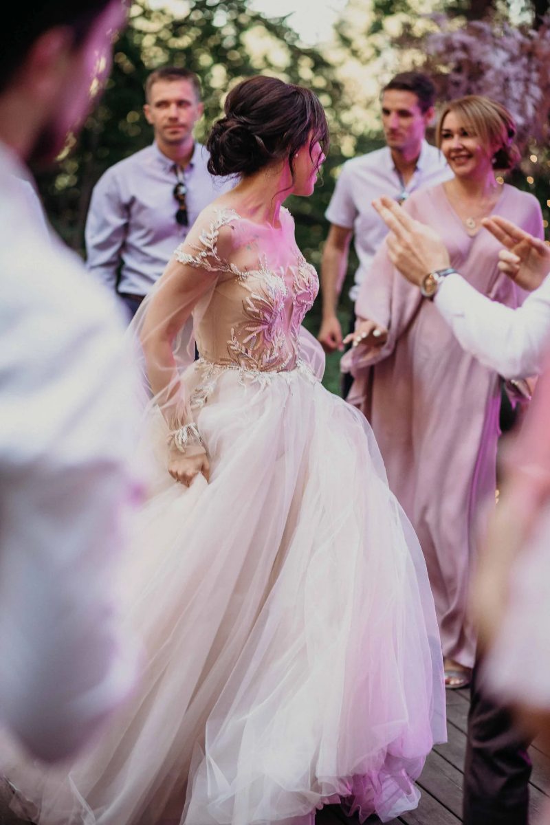 Volodymyr & Julia — A timeless celebration photo 26
